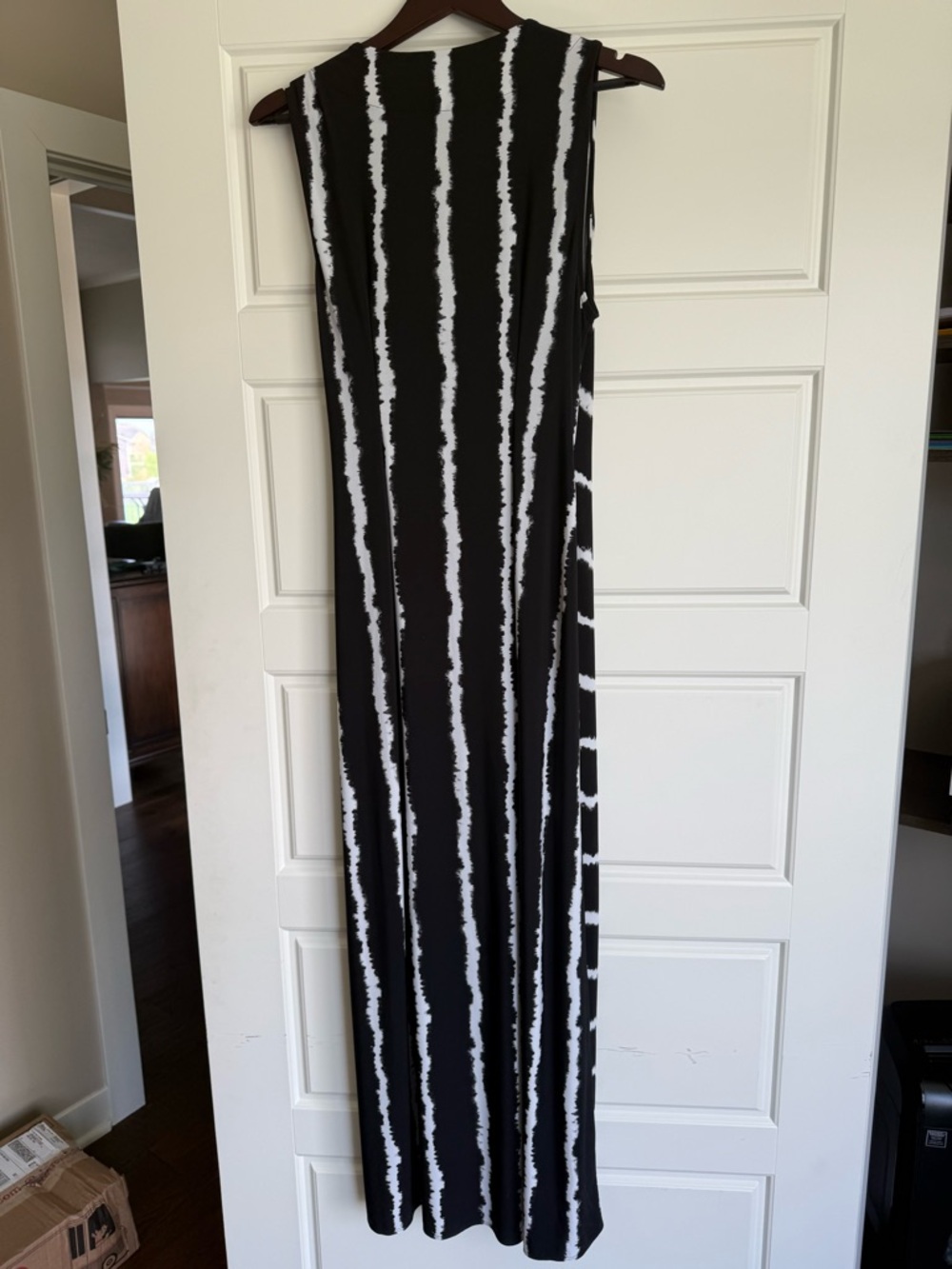 Tommy Bahama Clara Tie Dive Black and White Striped Maxi Dress -medium - Picture 3 of 5